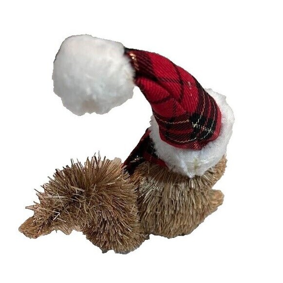 Sisel Bottlebrush Squirrel Plaid Hat & Scarf Christmas Decor Cabincore Wildlife - Picture 5 of 5